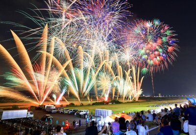北日本新聞納涼花火富山会場１.jpg